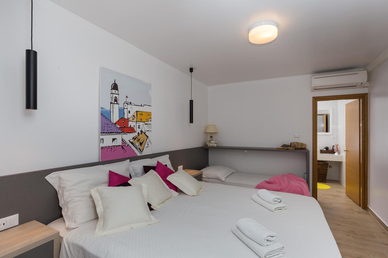 Apartments Carol Royal Кавтат Екстериор снимка