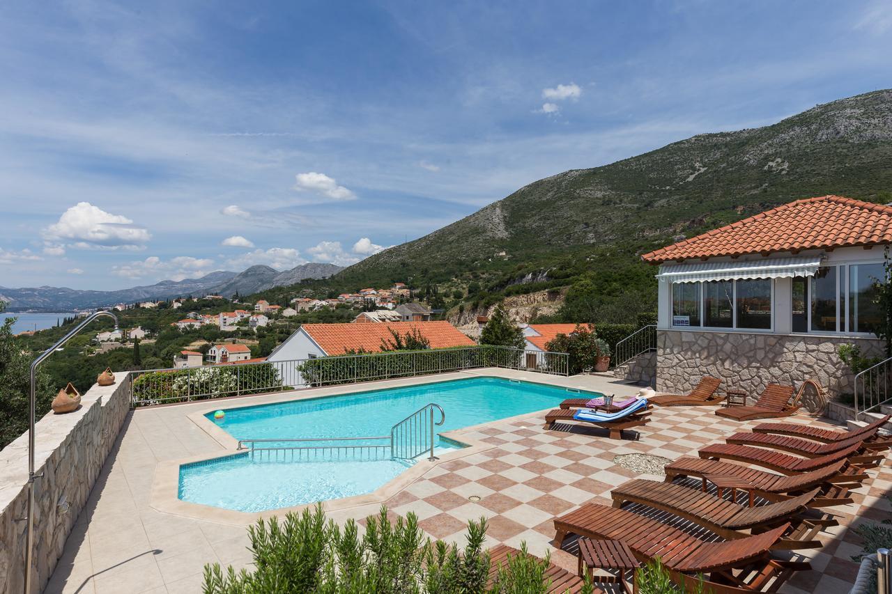 Apartments Carol Royal Кавтат Екстериор снимка