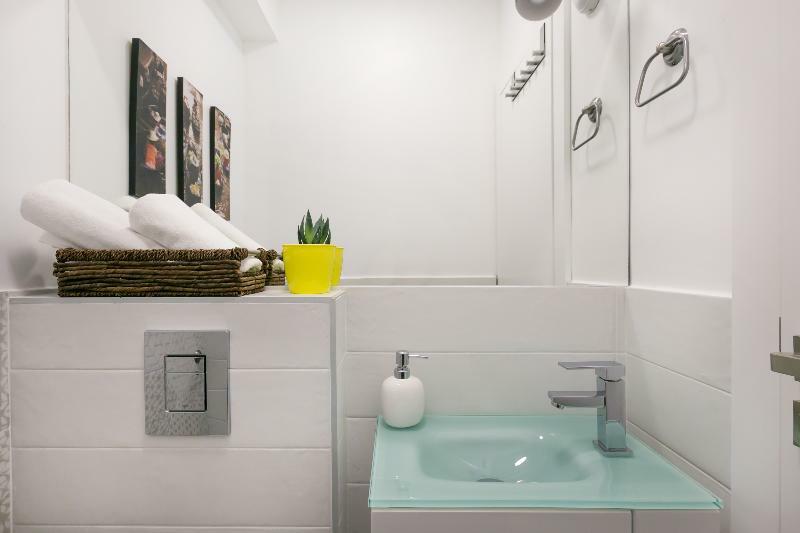 Apartments Carol Royal Кавтат Екстериор снимка